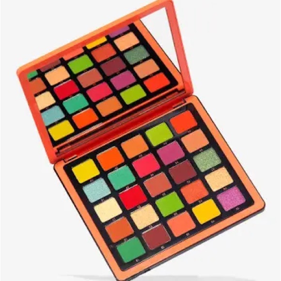 Anastasia Beverly Hills NORVINA Pro Pigment Palette - Picture 4 of 4